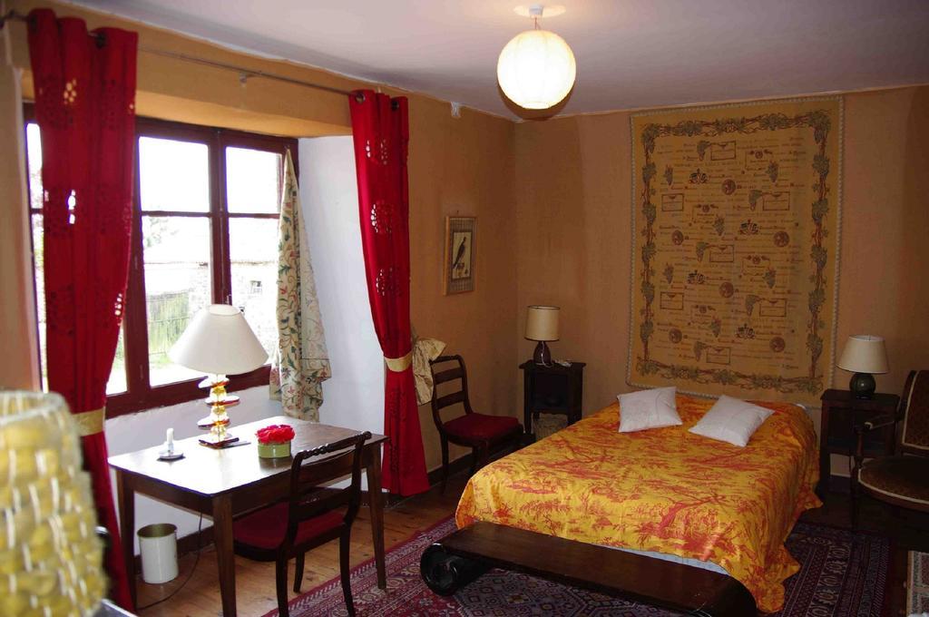 Chateau De Vermette Hotel La Chapelle-Gaudin Стая снимка